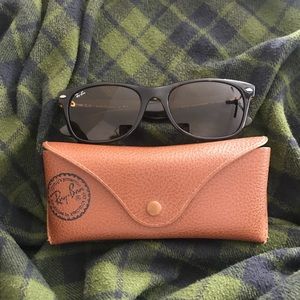 Tortoise Shell Ray-Ban Wayfarer Sunglasses
